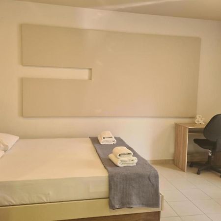 Sergios Apartments 1 アレクサンドルポリス エクステリア 写真