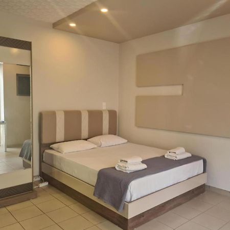 Sergios Apartments 1 アレクサンドルポリス エクステリア 写真